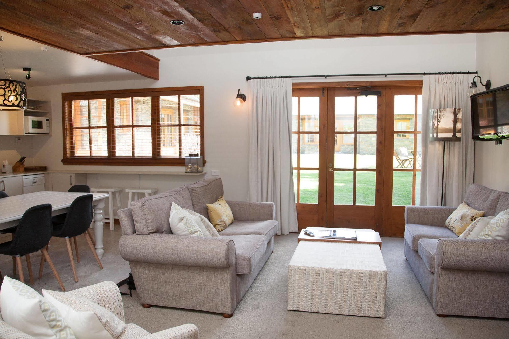 Wanaka Homestead Lodge & Cottages المظهر الخارجي الصورة